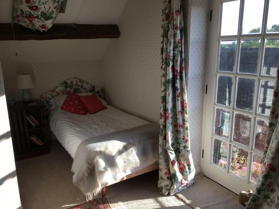 Cottage Barn Conversion On Working Farm วุร์สเตอร์ ภายนอก รูปภาพ